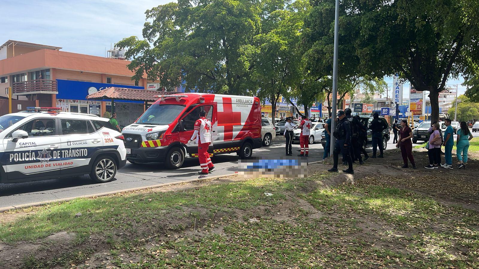 $!Muere mujer atropellada sobre el bulevar Leyva Solano, en Culiacán