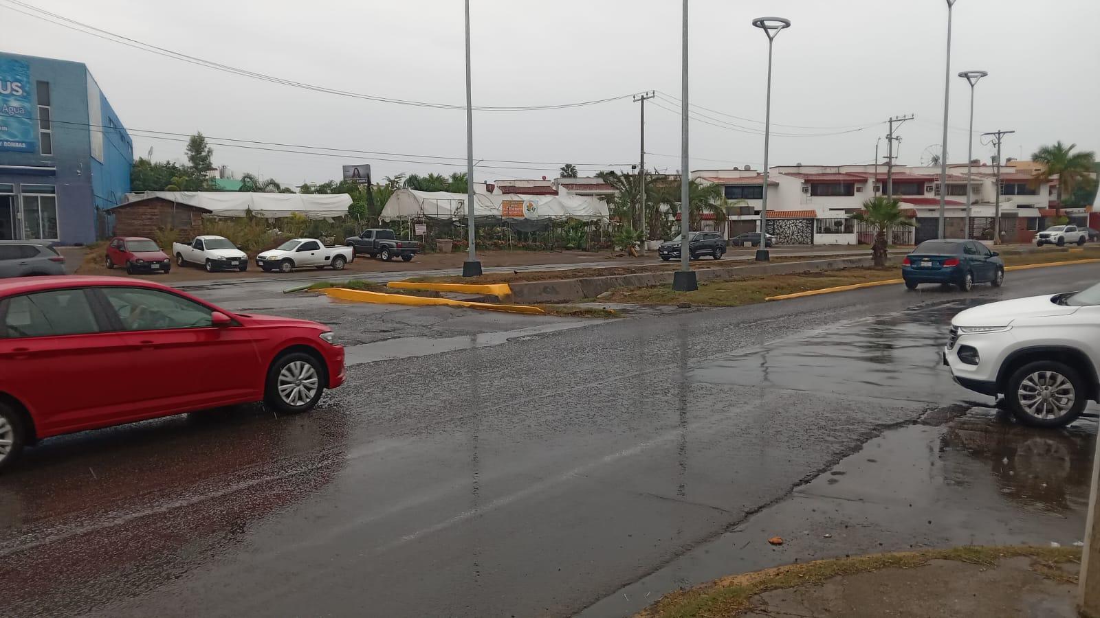 $!Nublado y llovizna, la mañana gris se extenderá a toda la jornada de hoy en Sinaloa