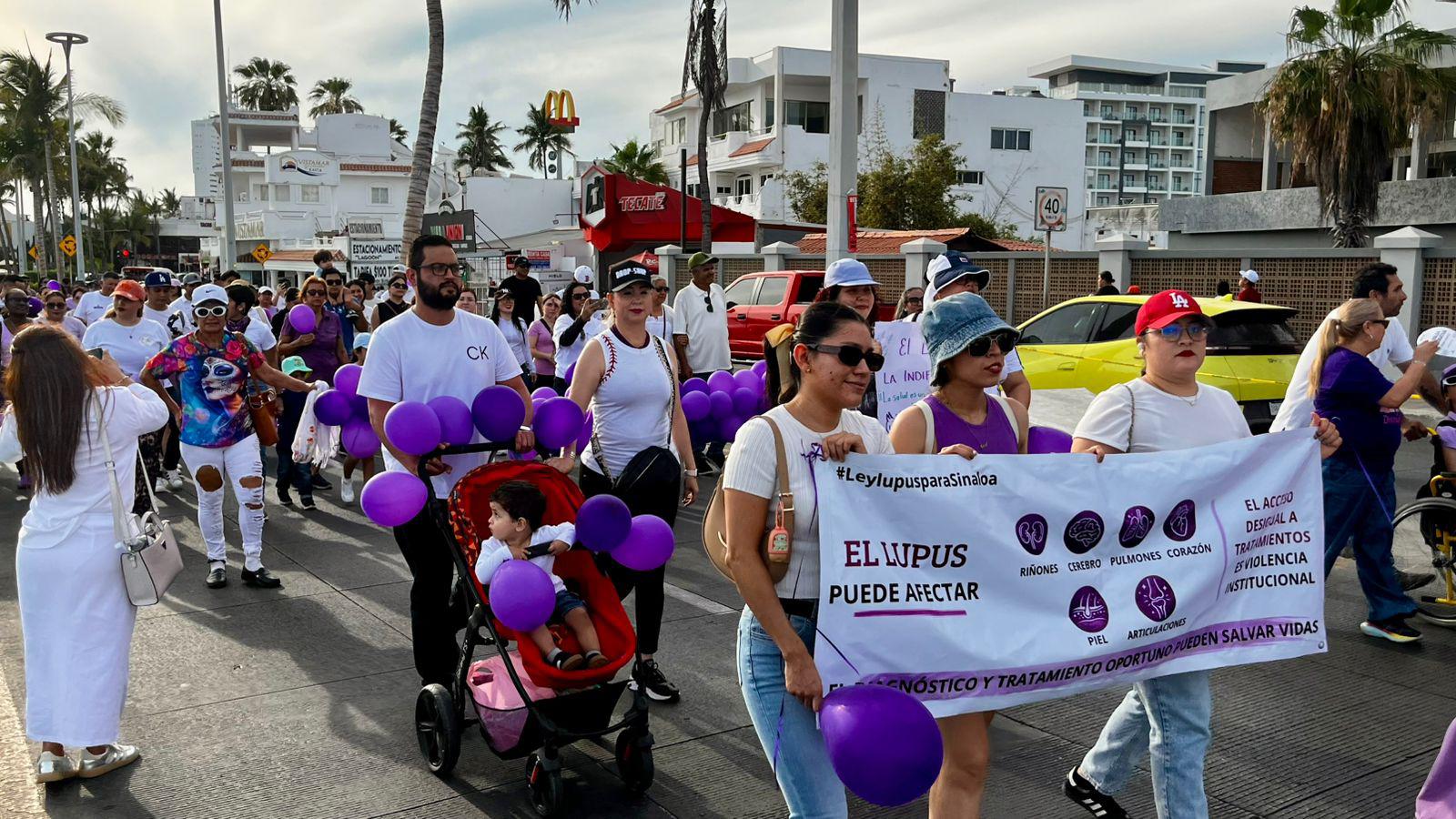 $!Marchan mazatlecos por los derechos de las personas con lupus