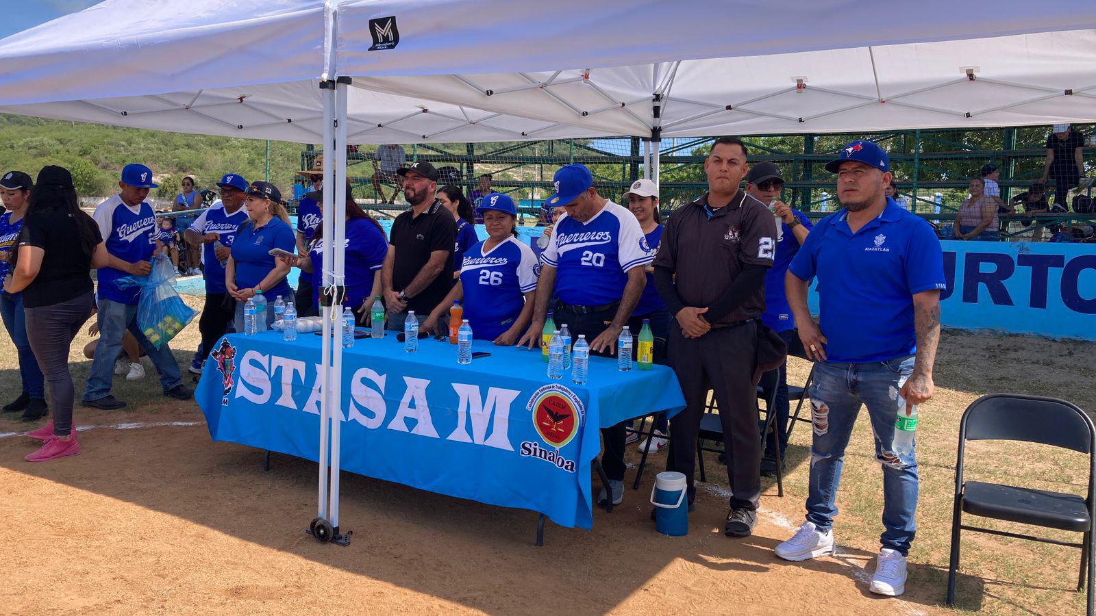 $!Reconocen a deportistas sindicalizados en Liga STASAM