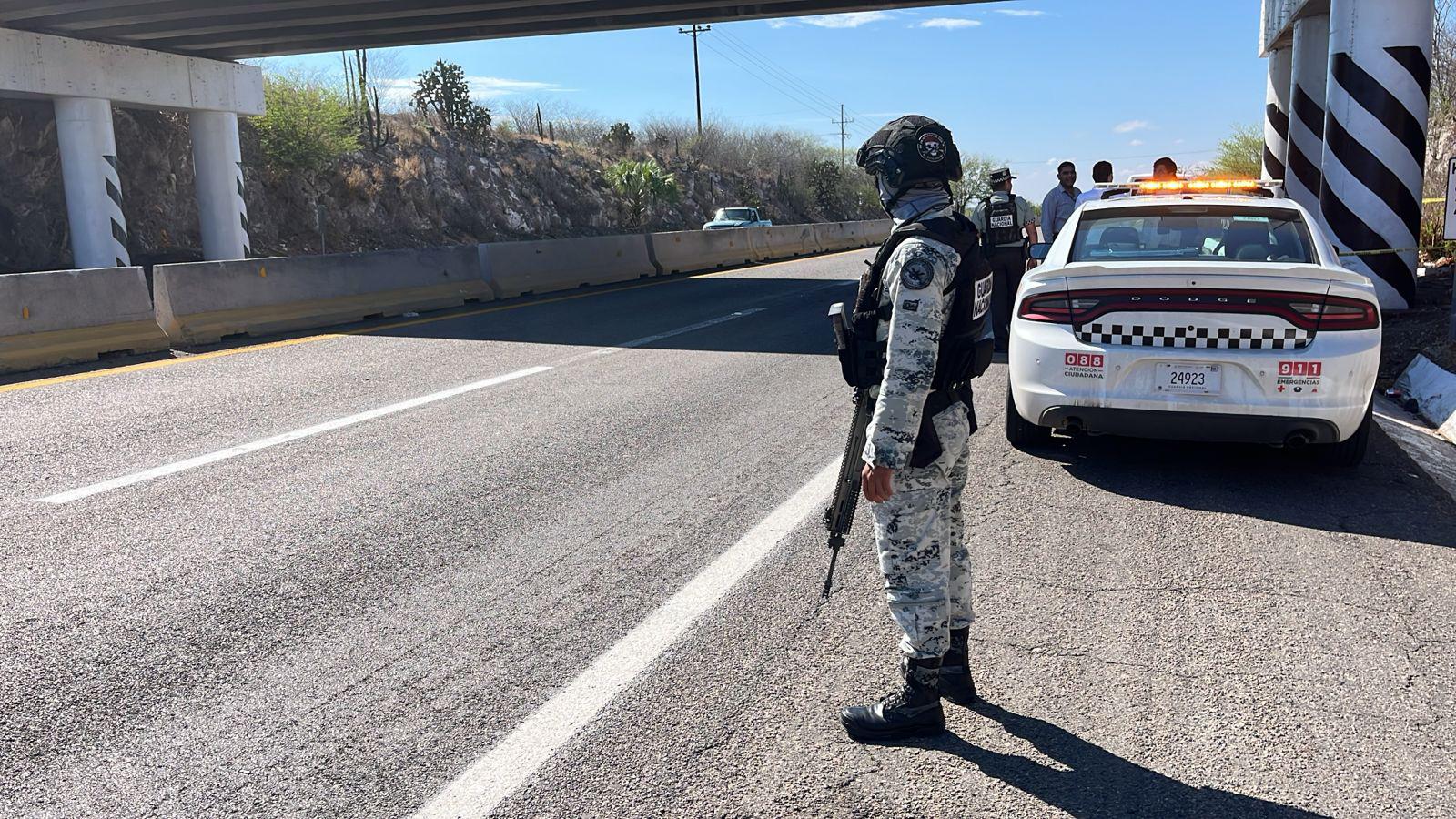 $!Hallan a hombre asesinado debajo del puente de Caimanero, al sur de Mocorito