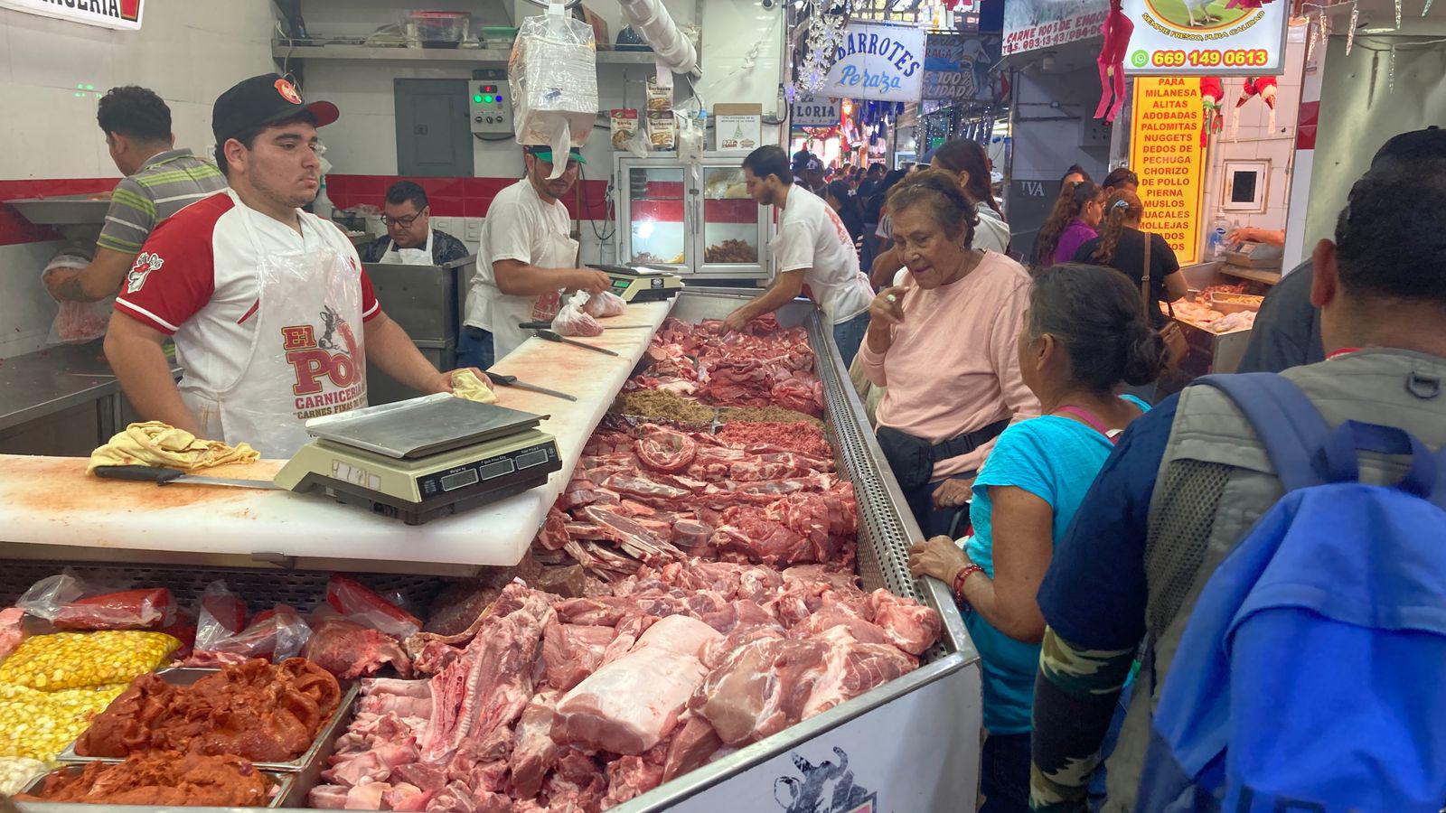 $!Mercado Miguel Hidalgo de Mazatlán goza de repunte en sus ventas por la temporada navideña