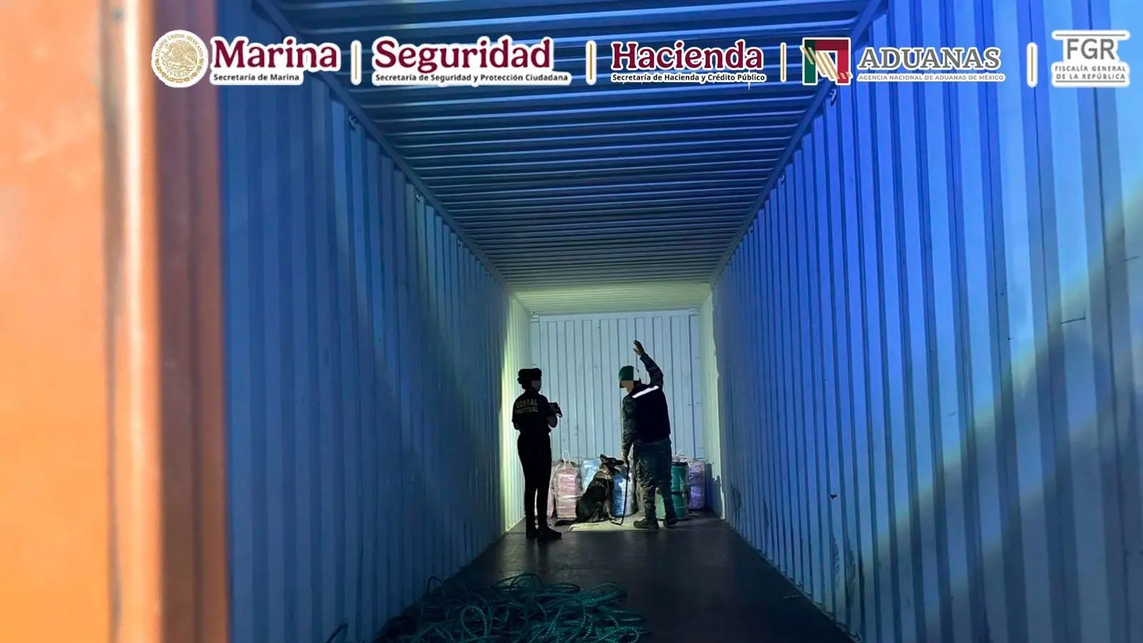 $!Decomisan más de una tonelada de cocaína en el recinto portuario de Lázaro Cárdenas, Michoacán