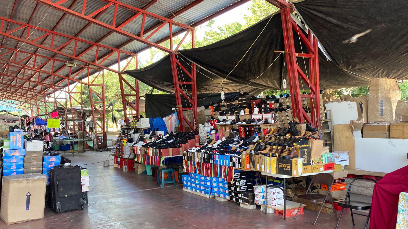 $!Después de Navidad, ventas de tiangueros de la Juárez han bajado hasta 75%