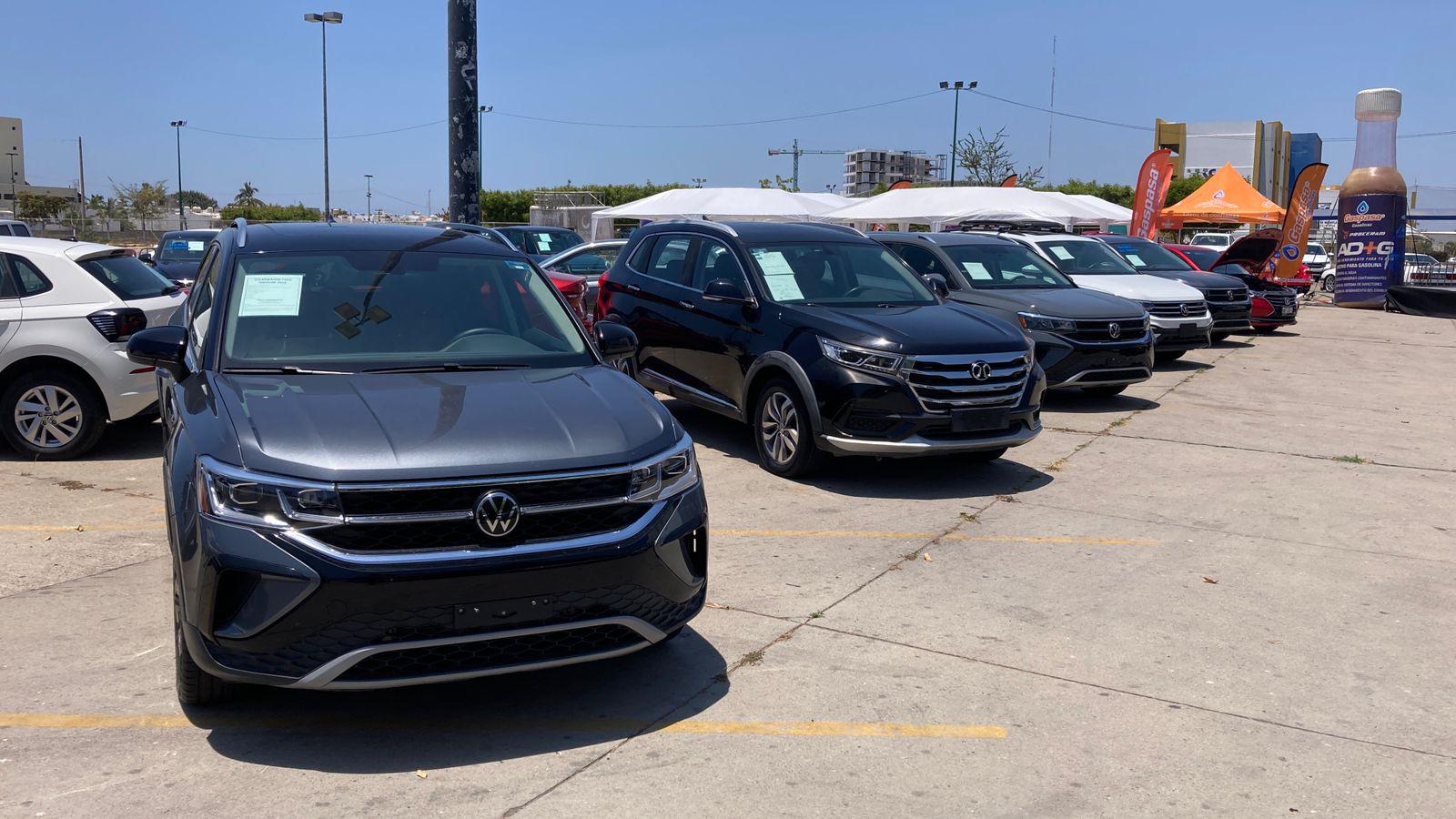 $!Realizan Feria de Seminuevos en Mazatlán con ofertas y financiamiento accesible en autos