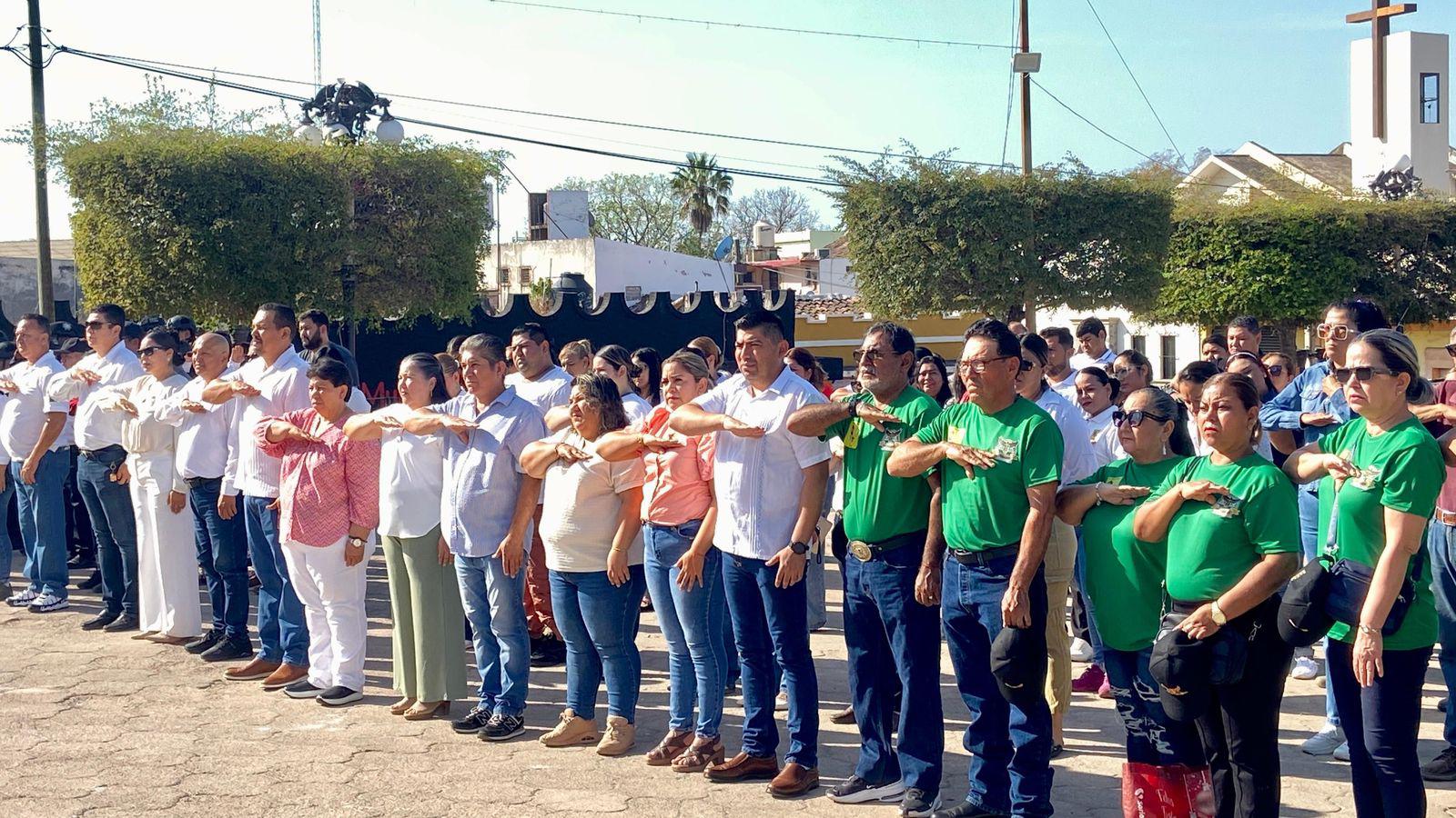$!Sin desfile y con la ausencia de la Alcaldesa, en Rosario conmemoran el Día del Trabajo