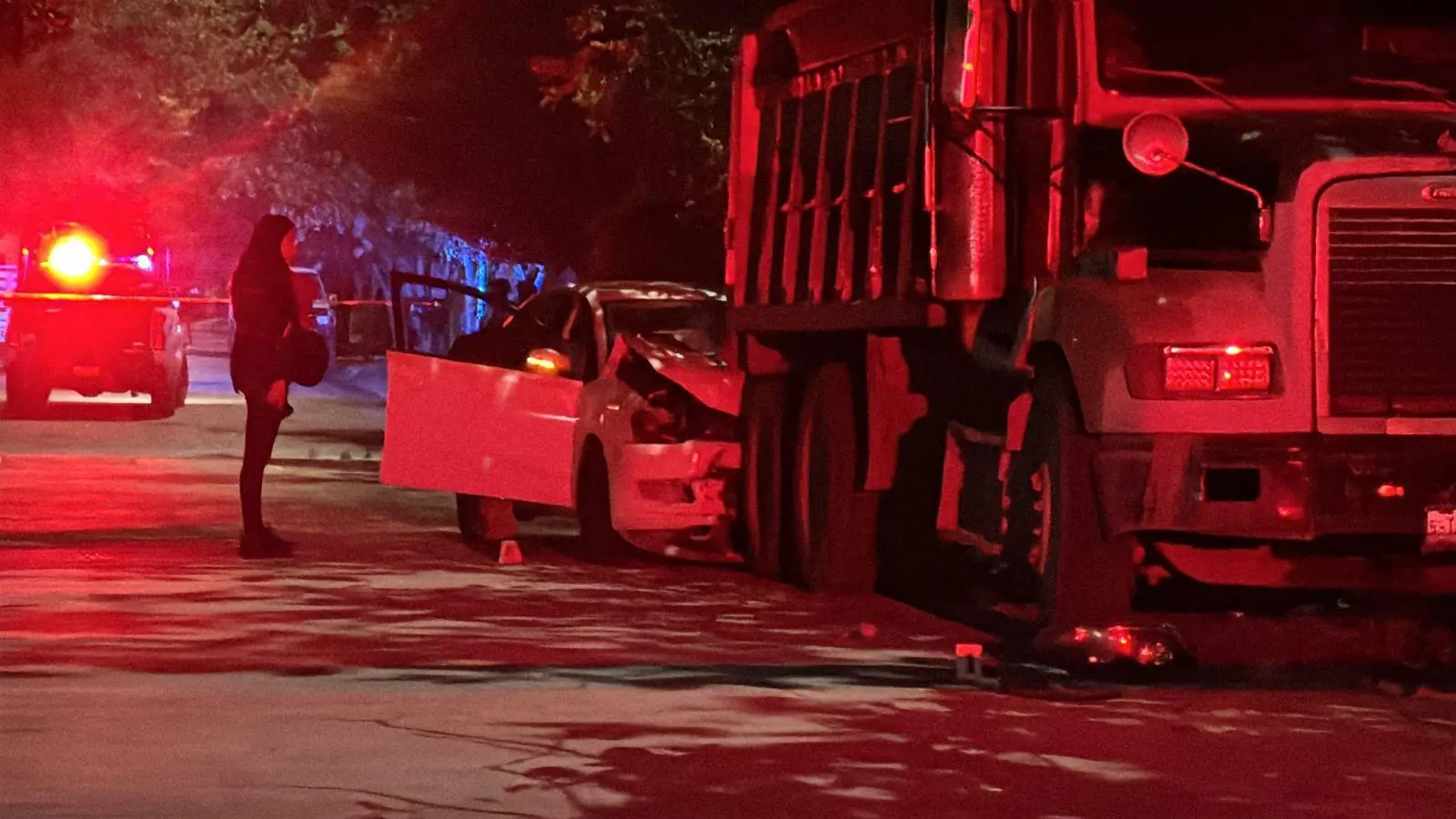 $!Asesinan a un hombre en el fraccionamiento Las Cerezas, en Culiacán