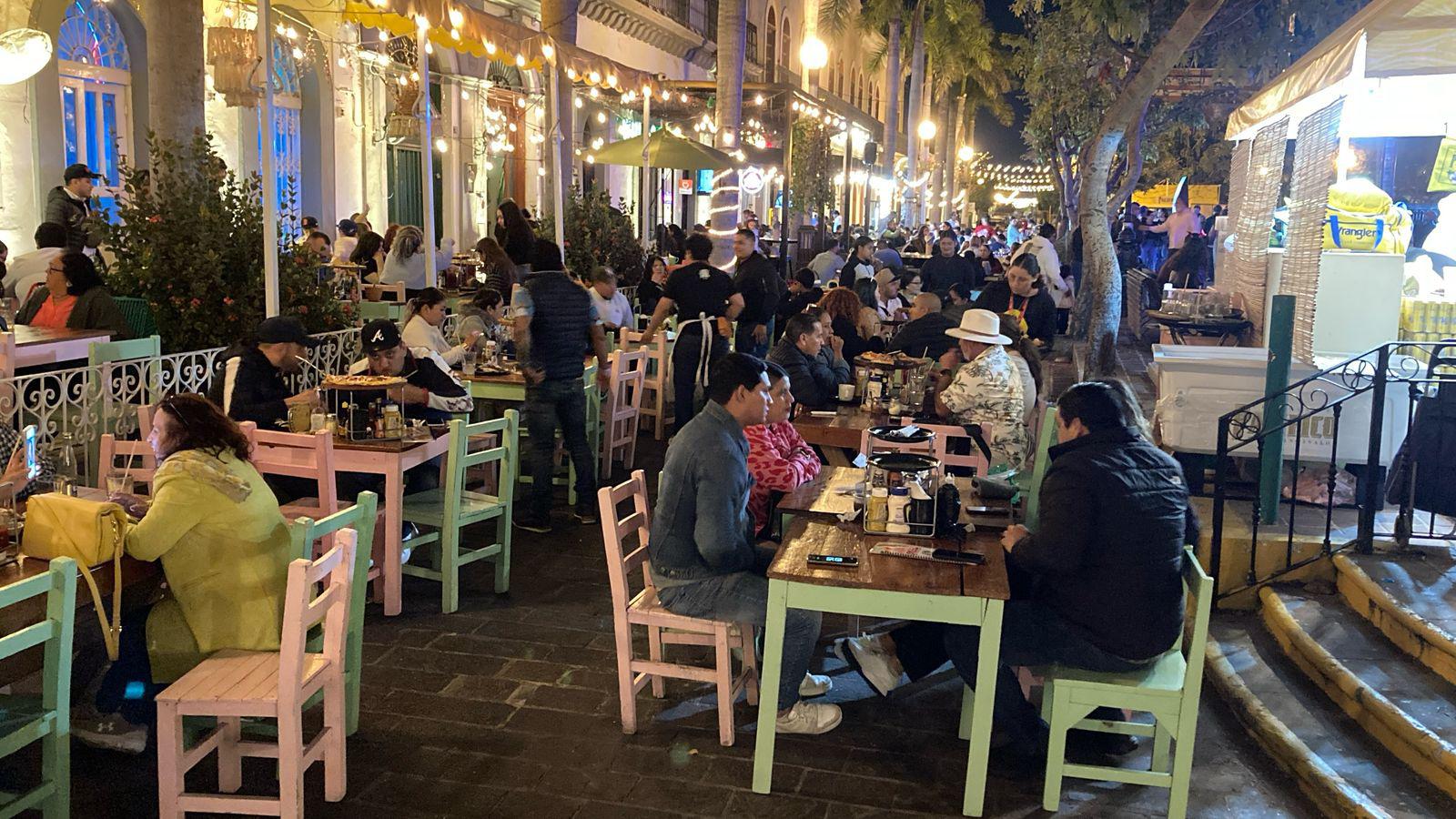 $!En el último día del Carnaval, la Plazuela Machado vuelve a brillar