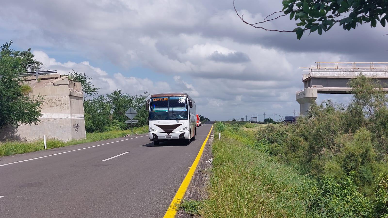$!Destrozada la maxipista Culiacán-Mazatlán tras el paso de ‘Nora’