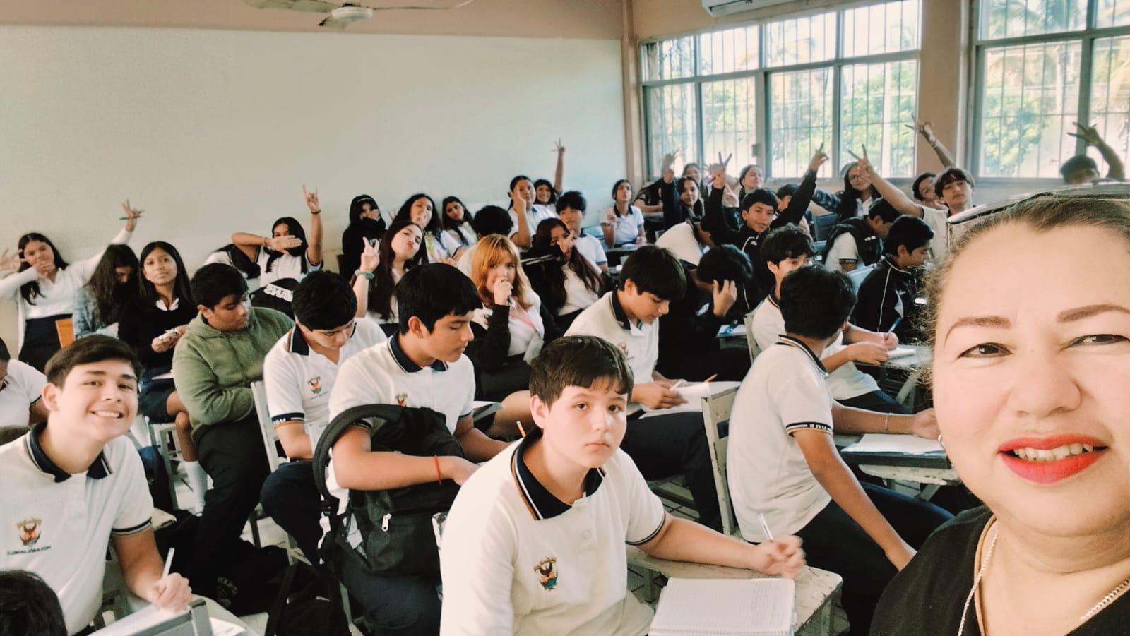 $!Susana Tirado, la versátil ‘teacher’ del softbol sinaloense