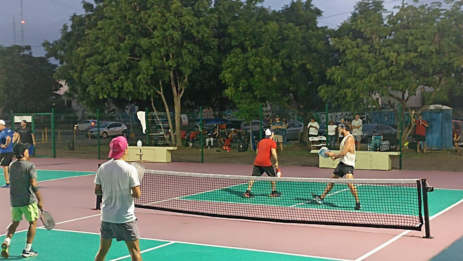 $!Partidos disputados se viven en inicio de Pickleball Sinaloa 2025