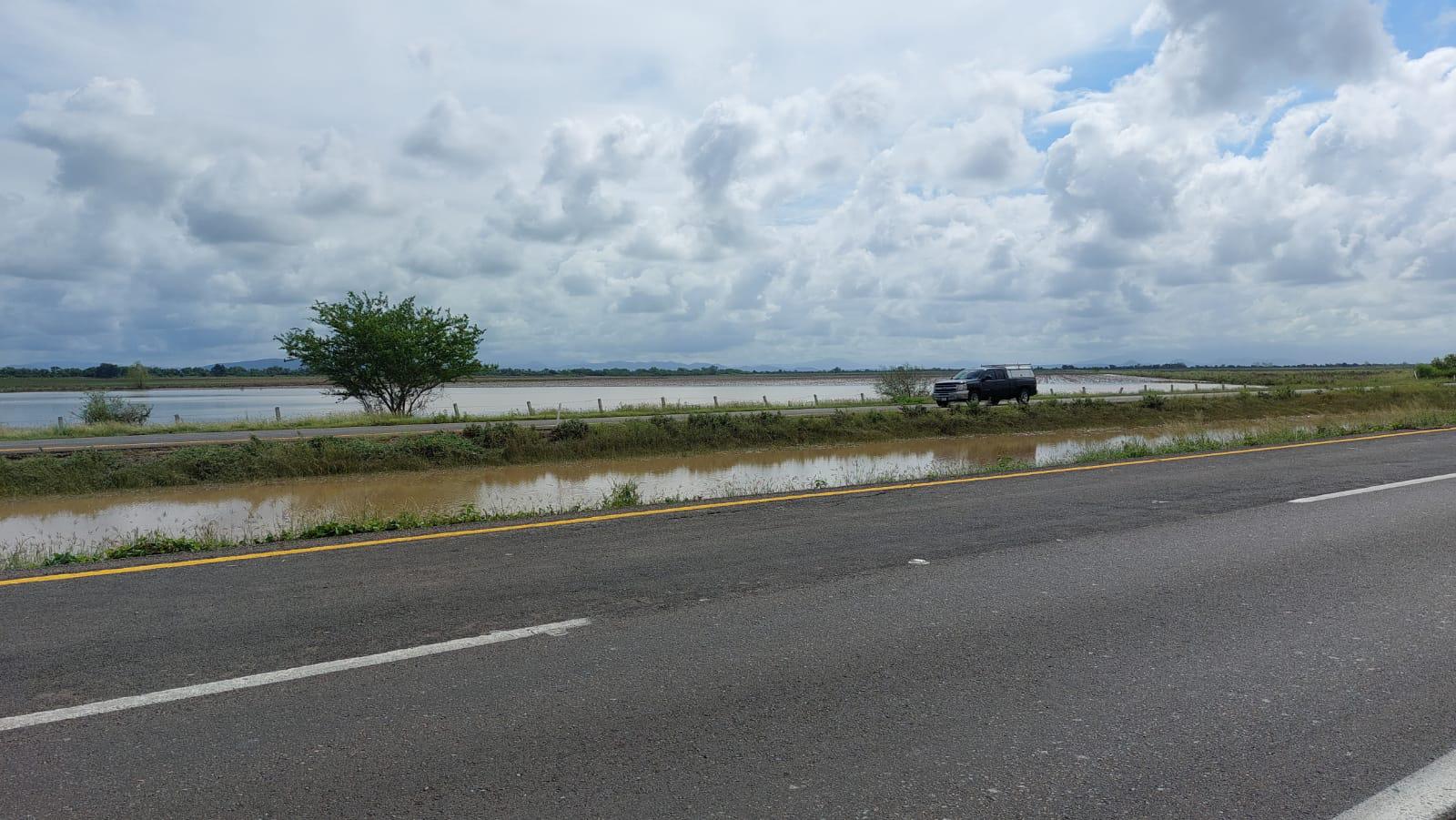 $!Destrozada la maxipista Culiacán-Mazatlán tras el paso de ‘Nora’