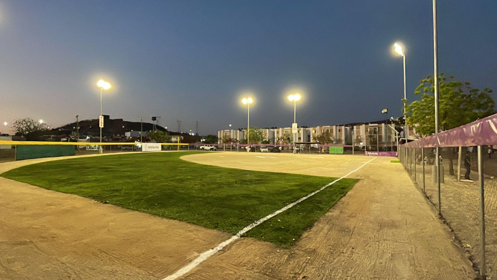 $!Alturas del Sur y su campo de los sueños: un espacio digno para que las mujeres hagan deporte en Culiacán