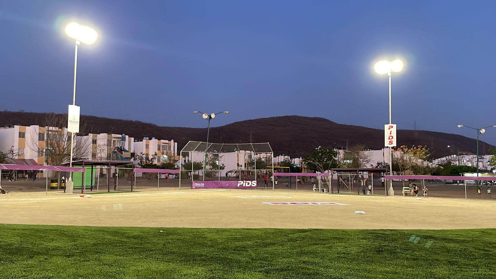 $!Alturas del Sur y su campo de los sueños: un espacio digno para que las mujeres hagan deporte en Culiacán