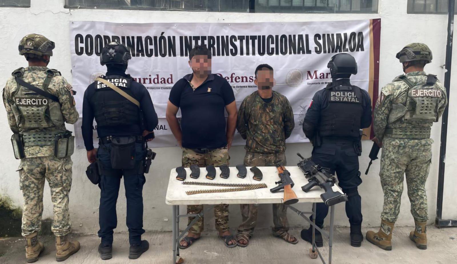 $!Detienen a seis en Escuinapa tras despliegue de fuerzas federales y estatales; aseguran arsenal, droga y vehículos