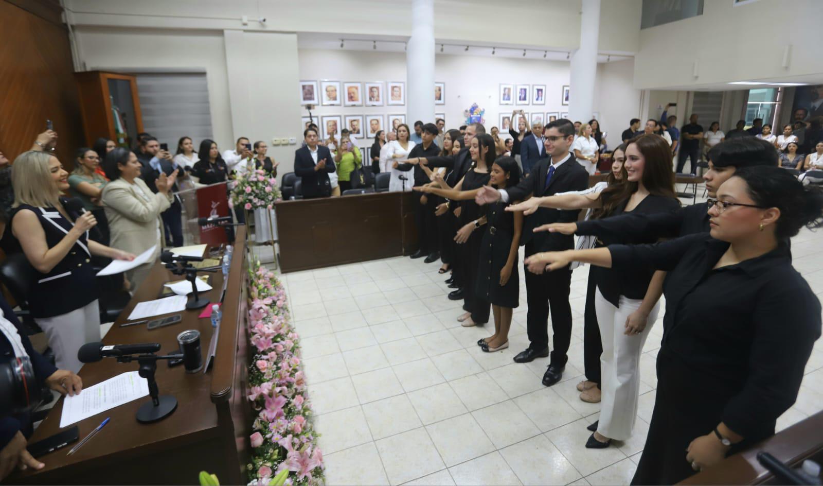 $!Instalan Cabildo Juvenil 2025 en Mazatlán