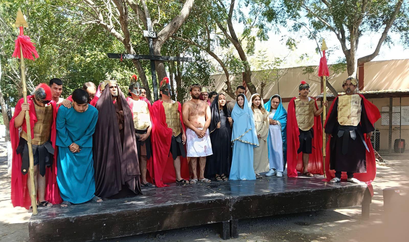 $!La Comunidad de Sinaí IAP conmemoró la pasión de Cristo en Semana Santa.