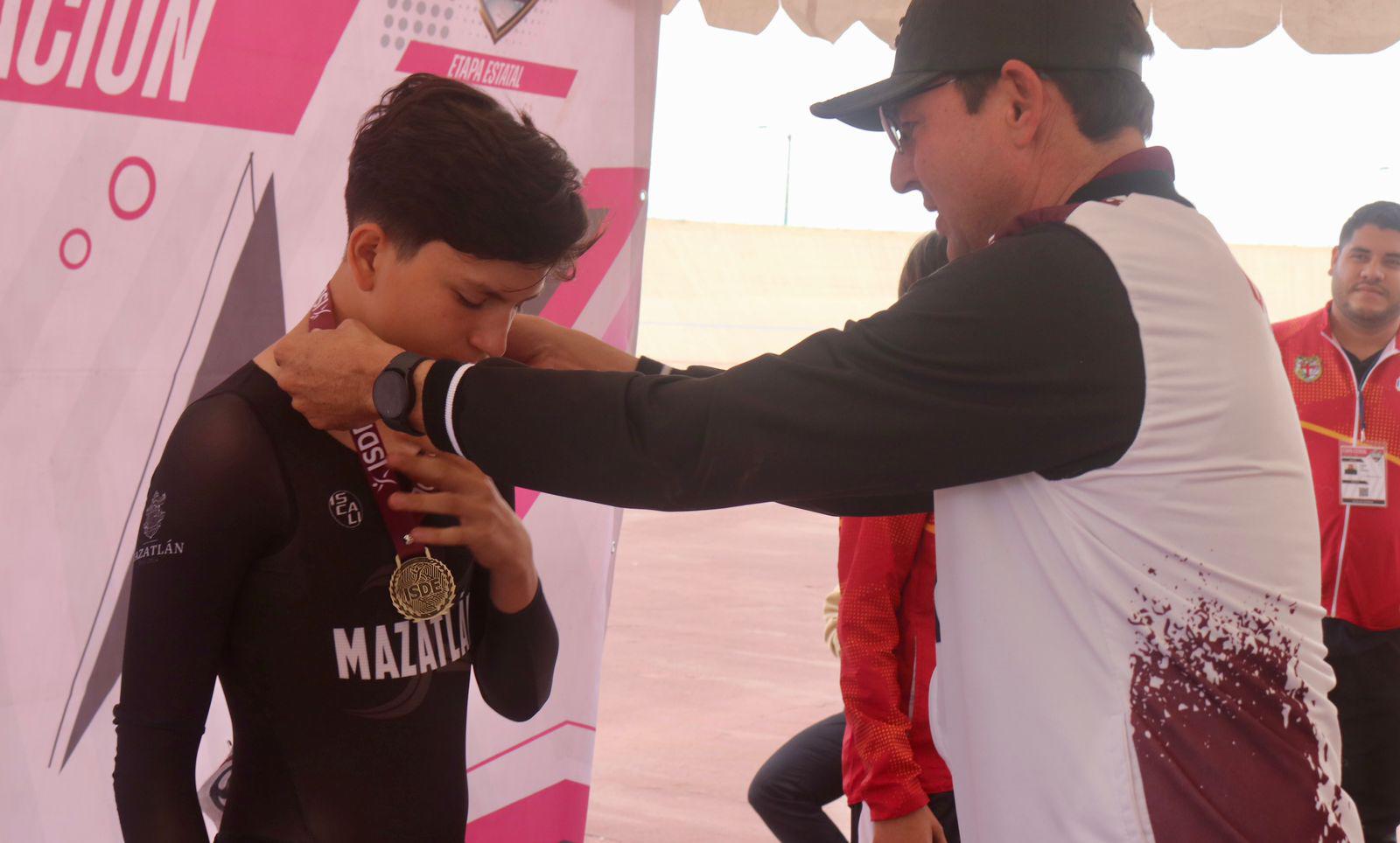 $!Viernes dorado para el ciclismo de Mazatlán y Escuinapa