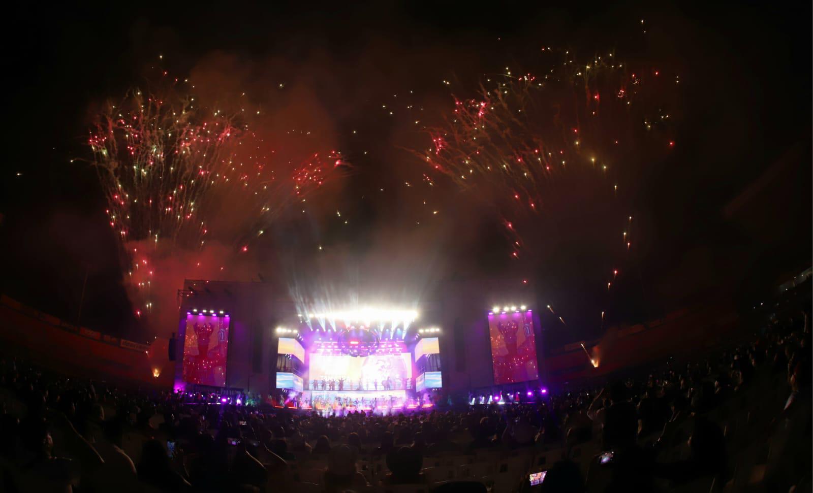 $!Arranca el Carnaval de Mazatlán con la coronación del Rey de la Alegría, Javier I