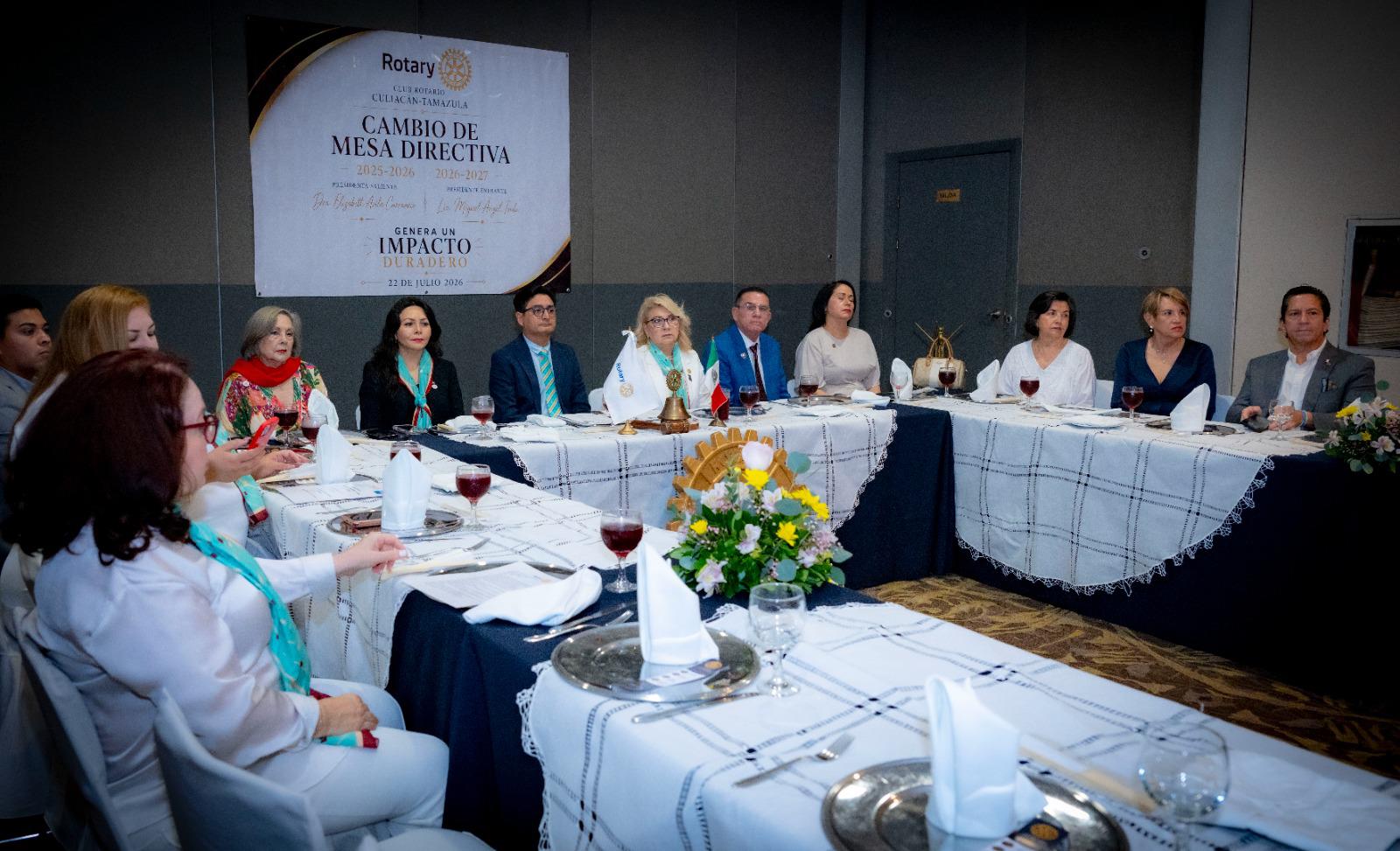 $!En medio de una grata convivencia se realizó el acto solemne.
