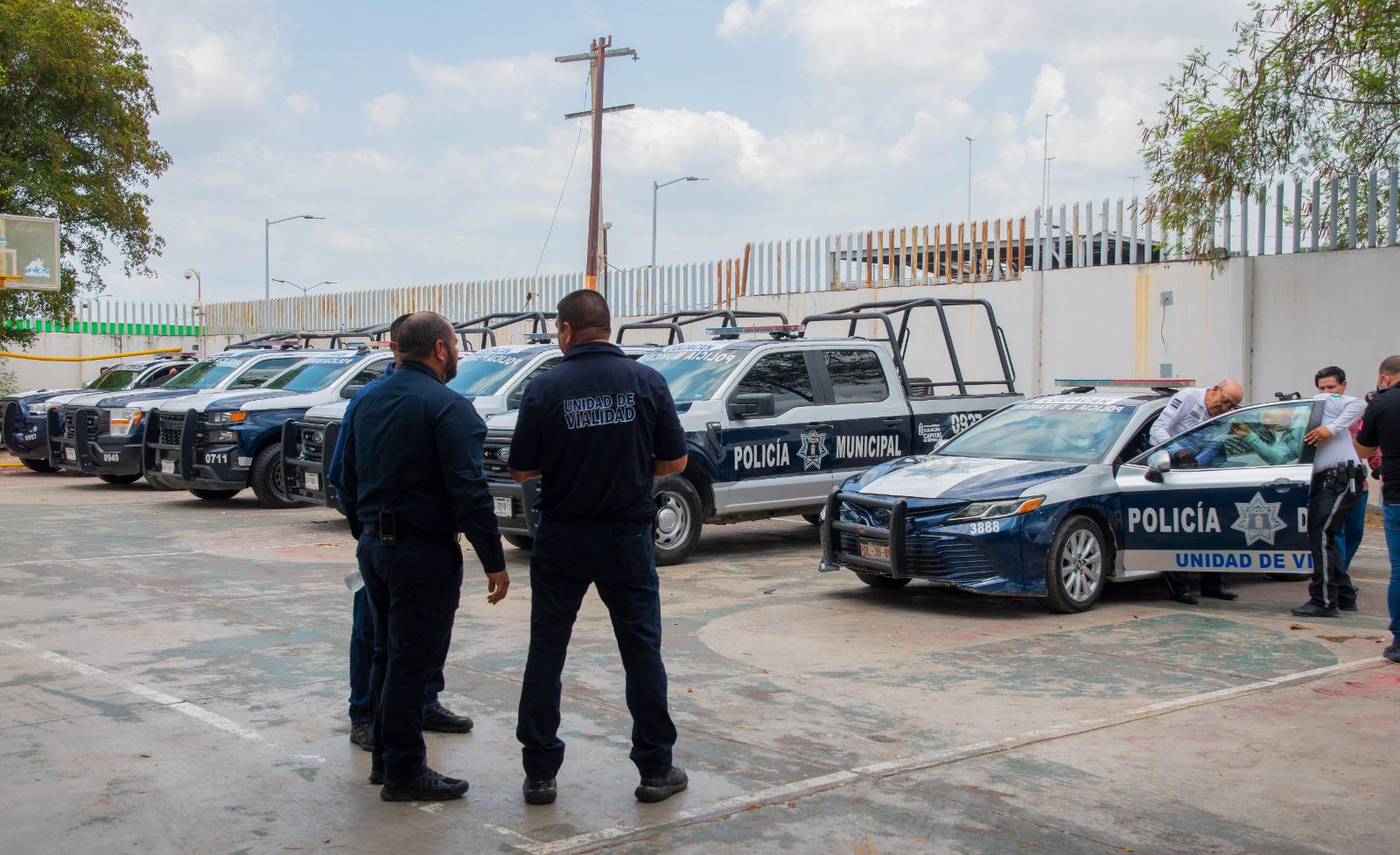 $!Retiran polarizado a patrullas de Policía Municipal y Tránsito de Culiacán