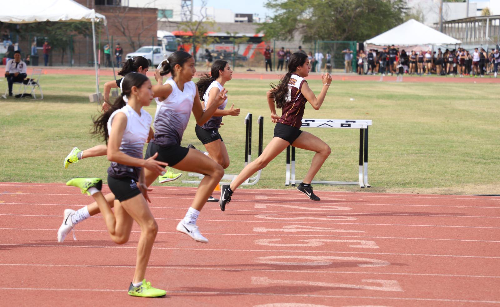 $!Culiacán arrasa en estatal de atletismo de Juegos Conade