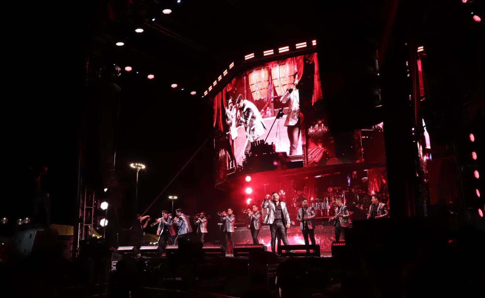 $!La Adictiva celebra en Olas Altas sus 35 años de trayectoria