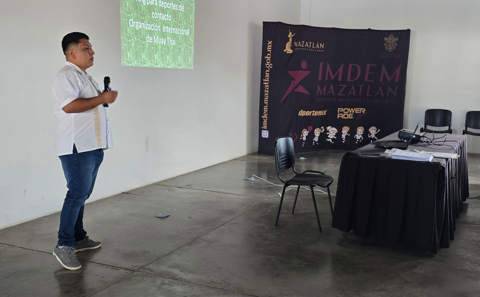 $!Sientan las bases para la creación formal de la Escuela de Jueces y Réferis de Kickboxing en Mazatlán