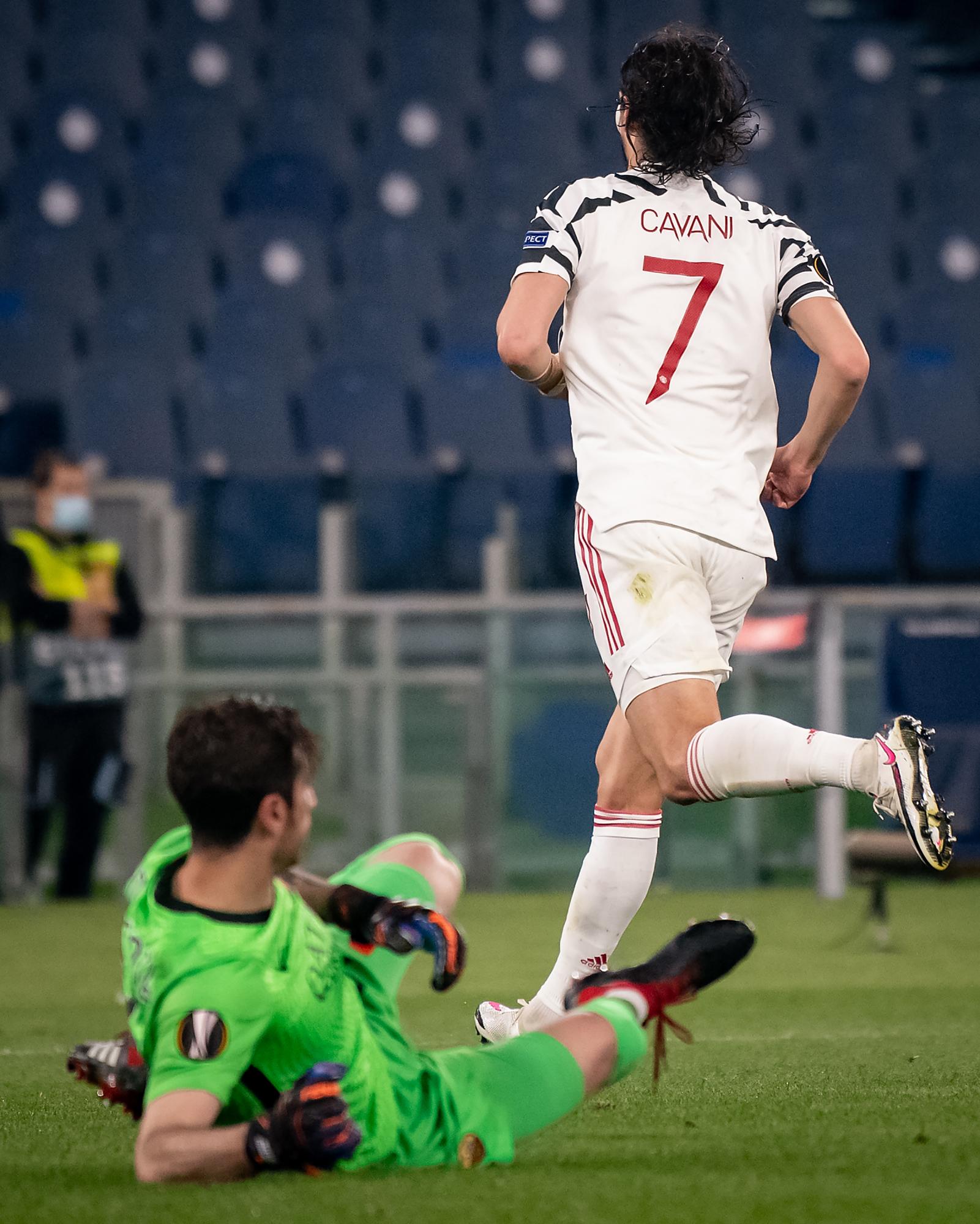 $!Cavani certifica el pase del Manchester United a la final de la Europa League