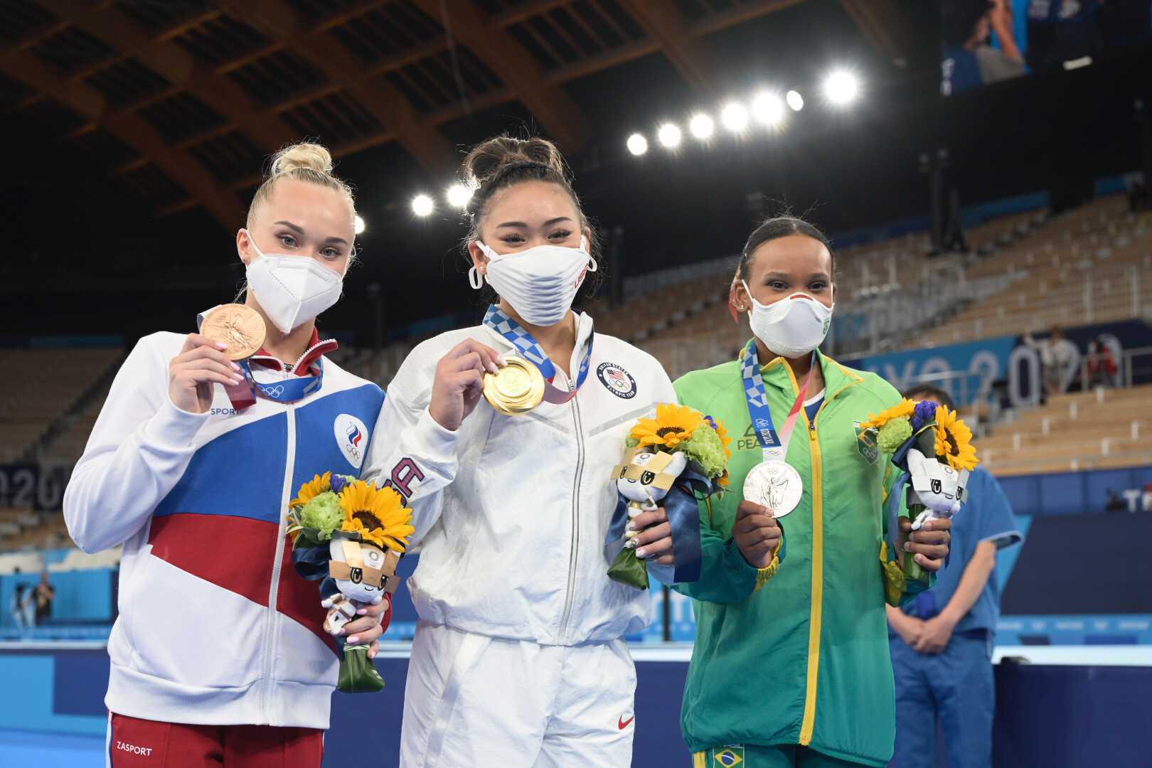 $!Sunisa Lee es la reina de la gimnasia artística en Tokio 2020; brasileña Rebeca Andrade gana la plata