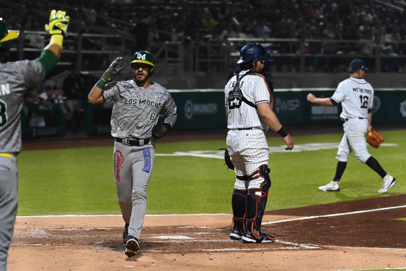 $!Noche poderosa de Nick Williams y Cañeros pega primero en Nayarit
