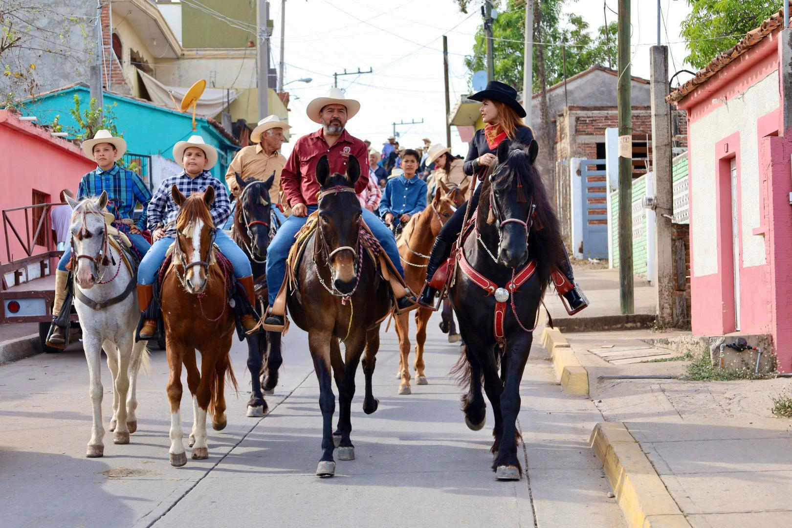 $!Celebran con entusiasmo la tradicional cabalgata en honor a San Sebastián en Concordia