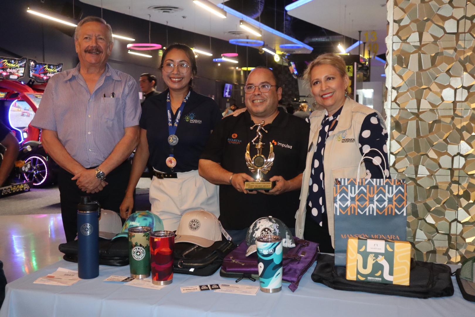 $!Se corona Impulsa en Torneo de Boliche con Causa de Pro-educa Sinaloa IAP