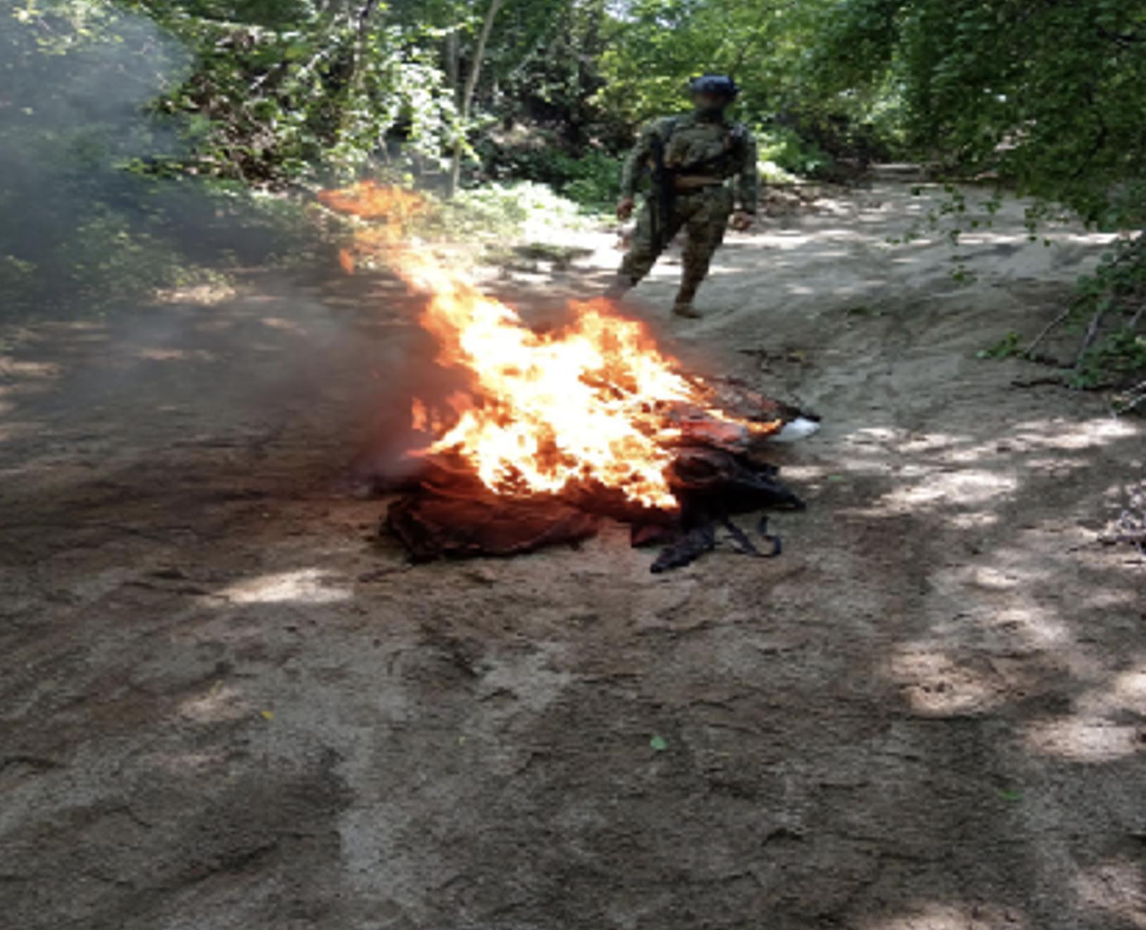 $!Aseguran armas, explosivos artesanales y vehículo tras operativos en Mazatlán; hay dos detenidos