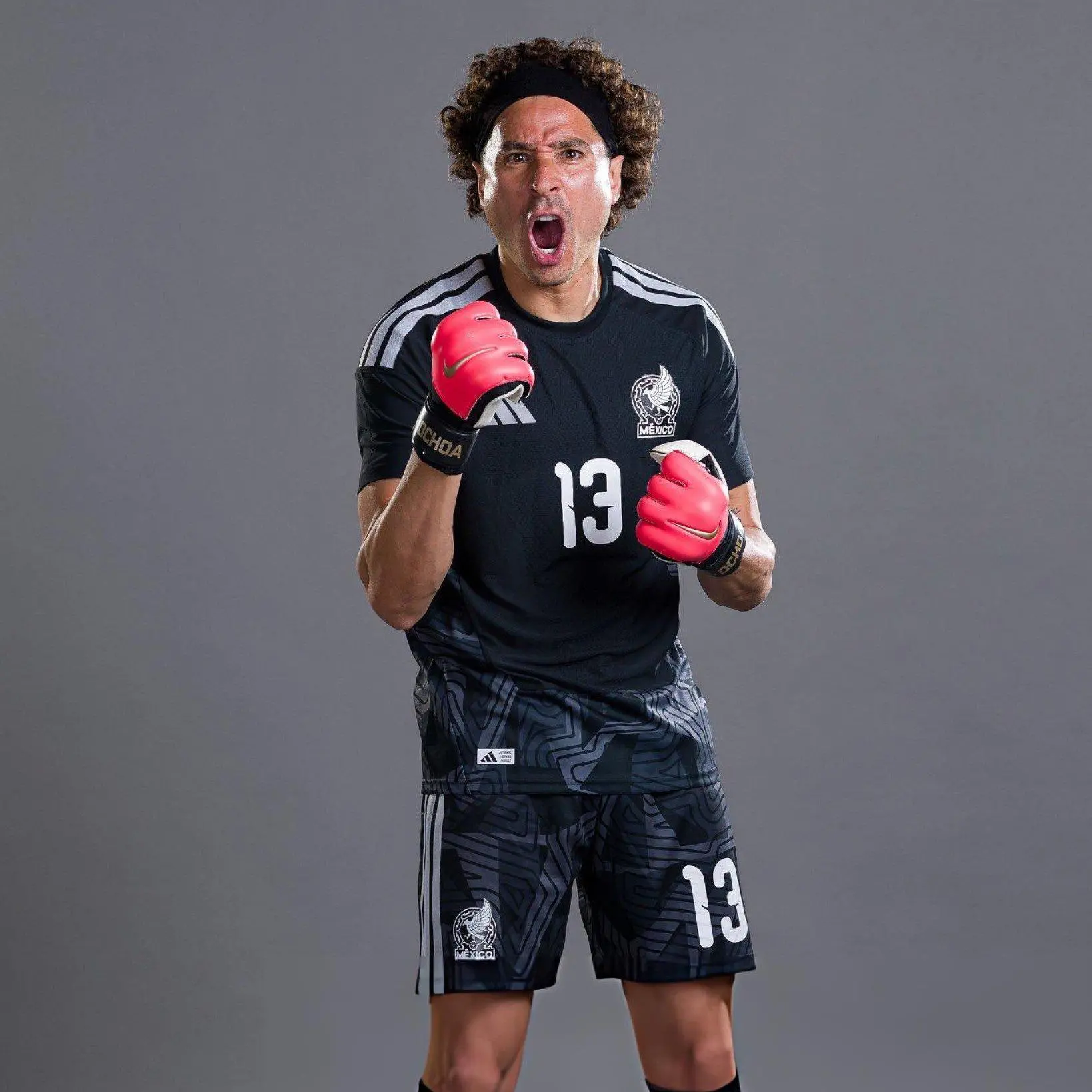 $!Guillermo Ochoa hace un balance emocionado de la carrera que está a punto de poner fin