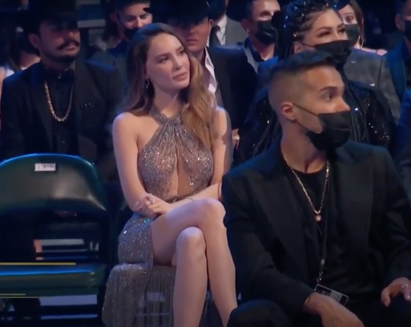 $!Belinda, presente en el evento, acompañando a su novio.