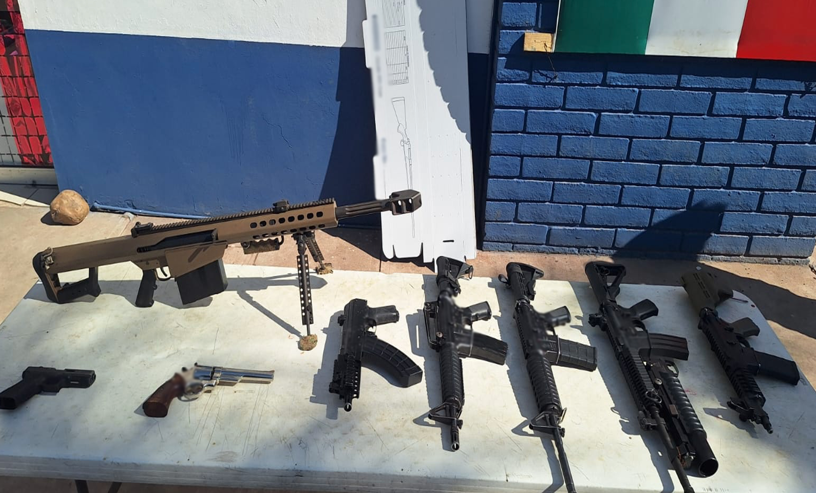 $!Operativos en Culiacán dejan 22 detenidos y arsenal asegurado