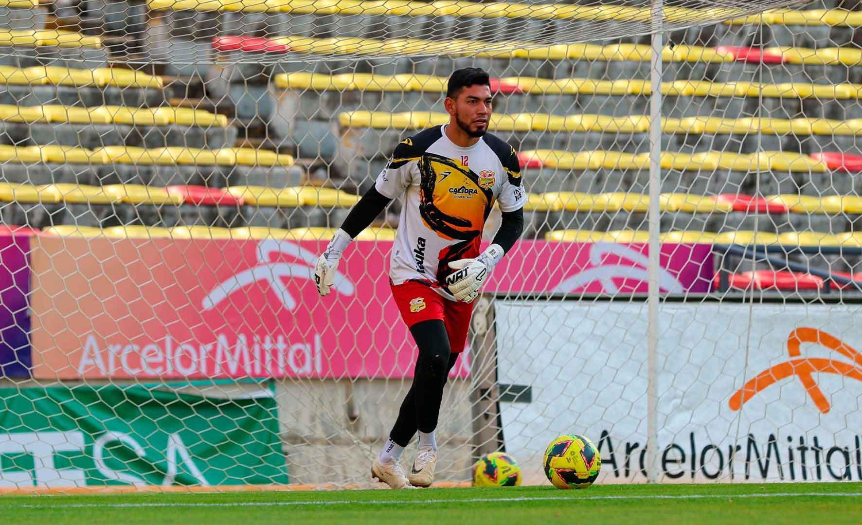 $!Sinaloense Santiago Ramírez, cerca de regresar a la Liga MX