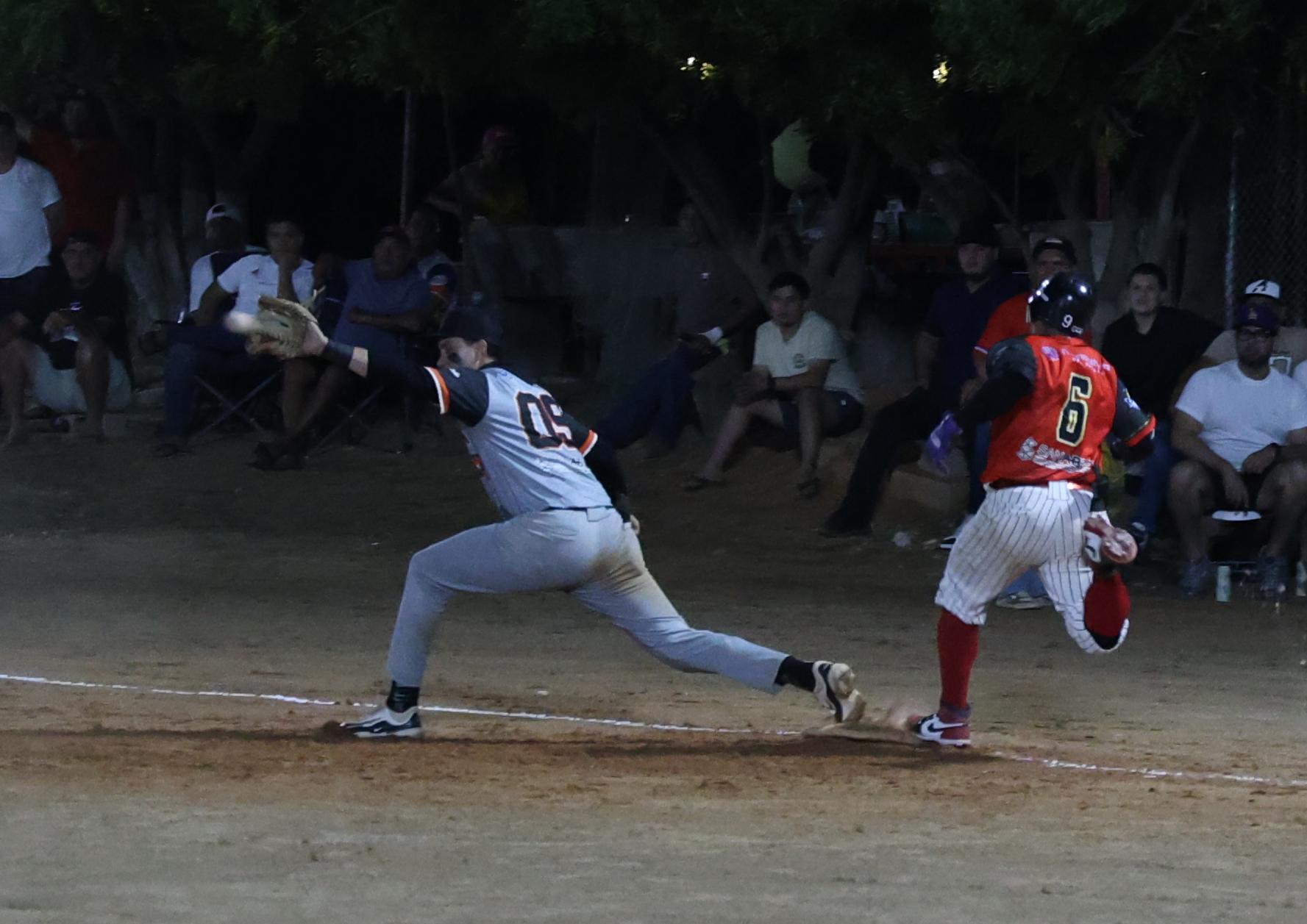 $!SUTERM conquista el tricampeonato en la Liga de Beisbol Clase Abierta