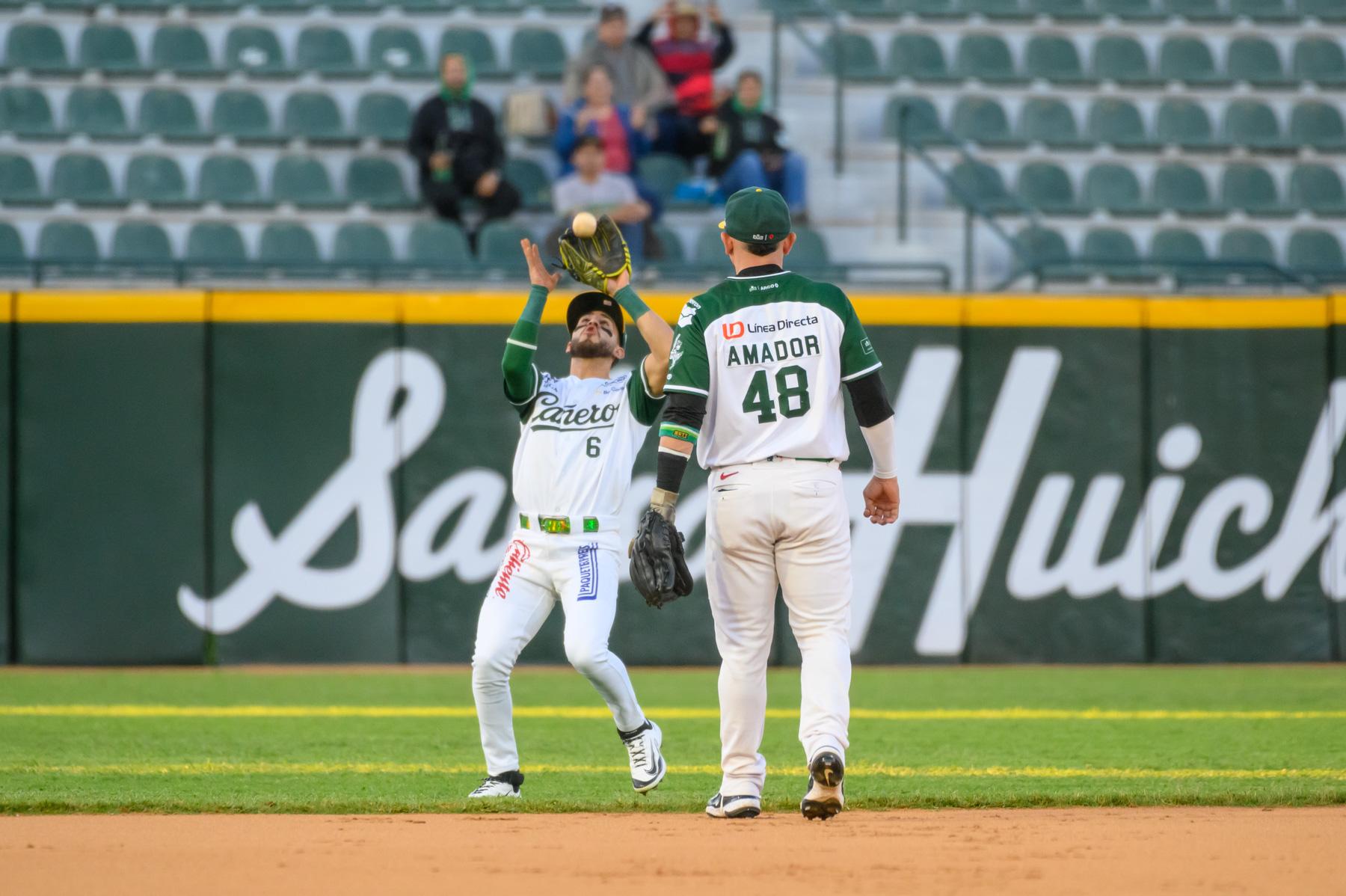 $!Aarón Lugo captura fly.