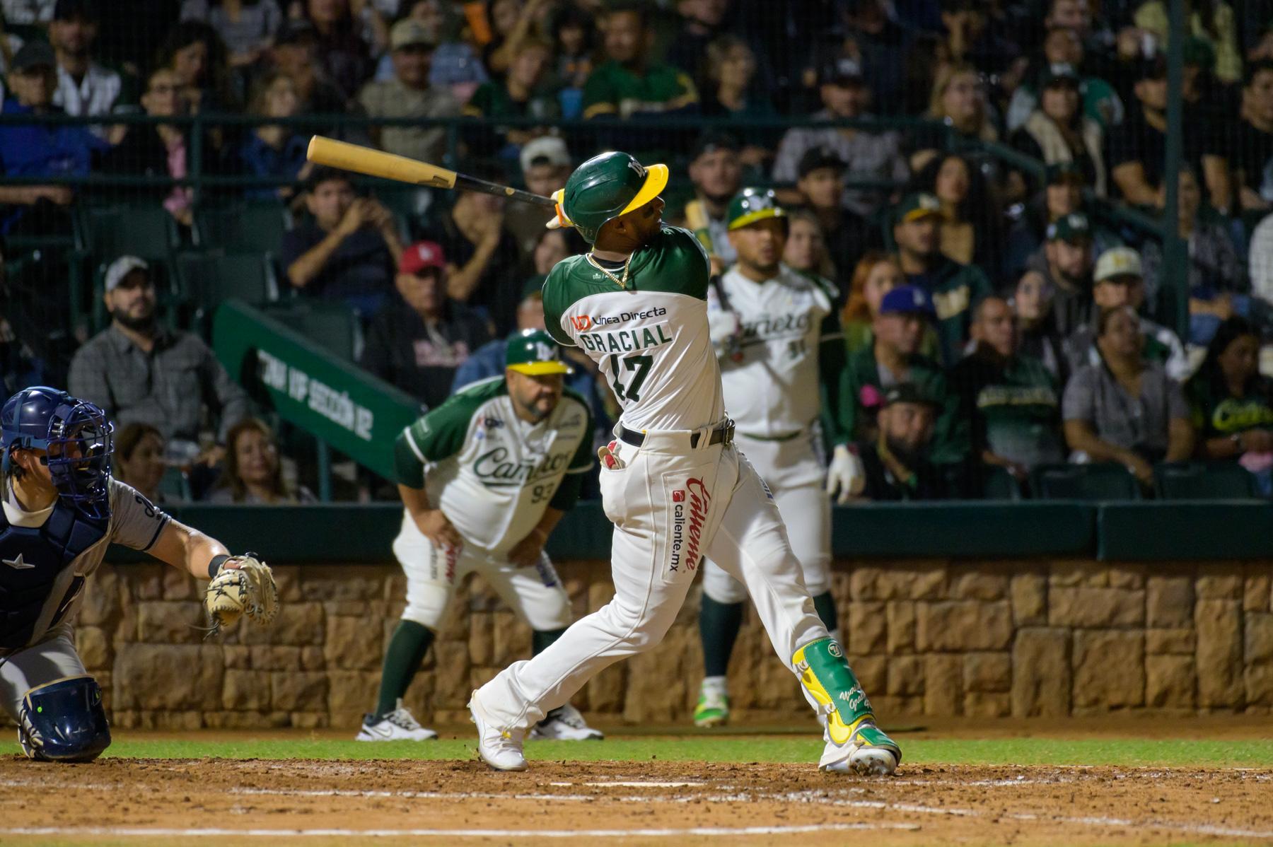 $!Yurisbel Gracial produce con hit.