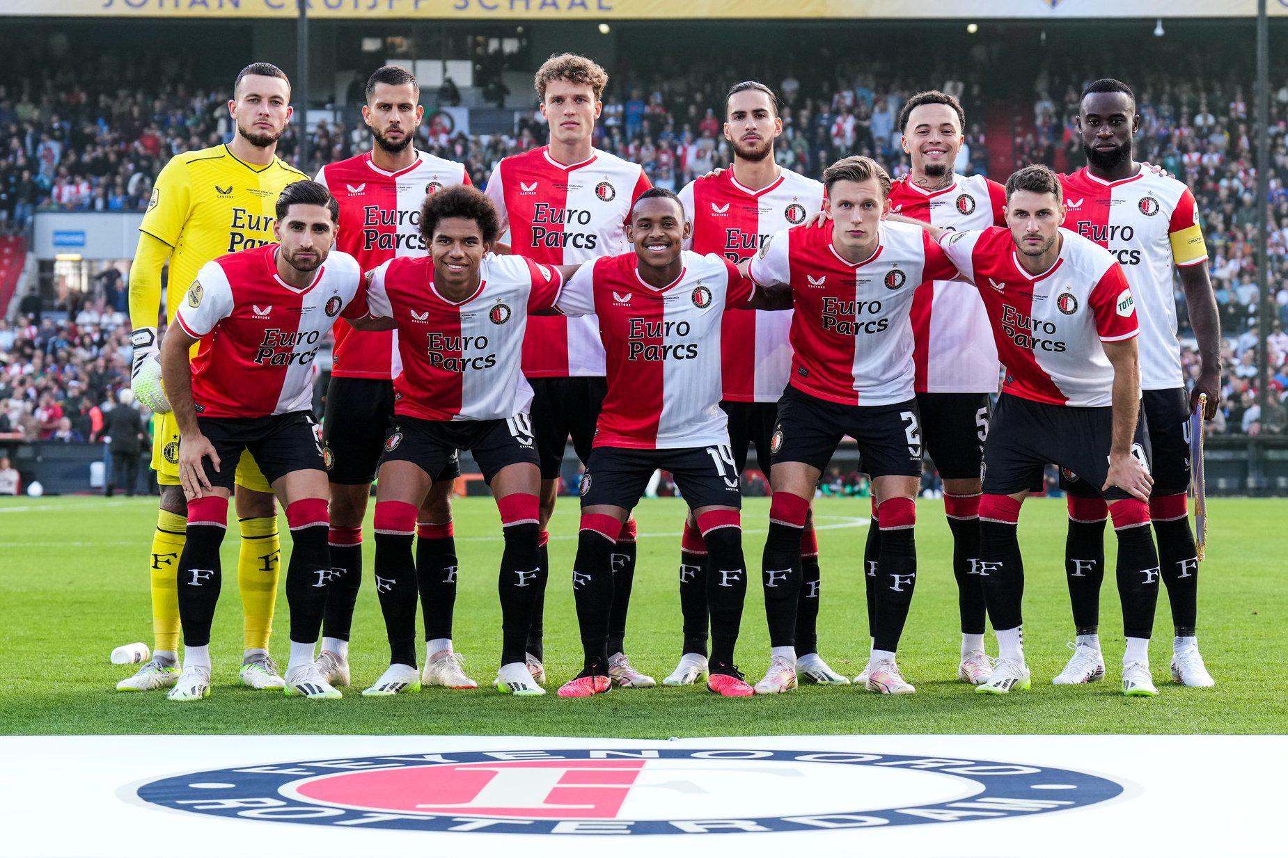 $!Santi Giménez y Feyenoord caen en la Supercopa de la Eredivisie