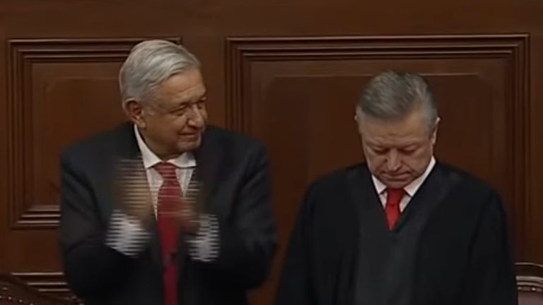 Legisladores del PRI y del PAN pidieron que el exministro Zaldívar sea inhabilitado para acceder a cualquier cargo público.