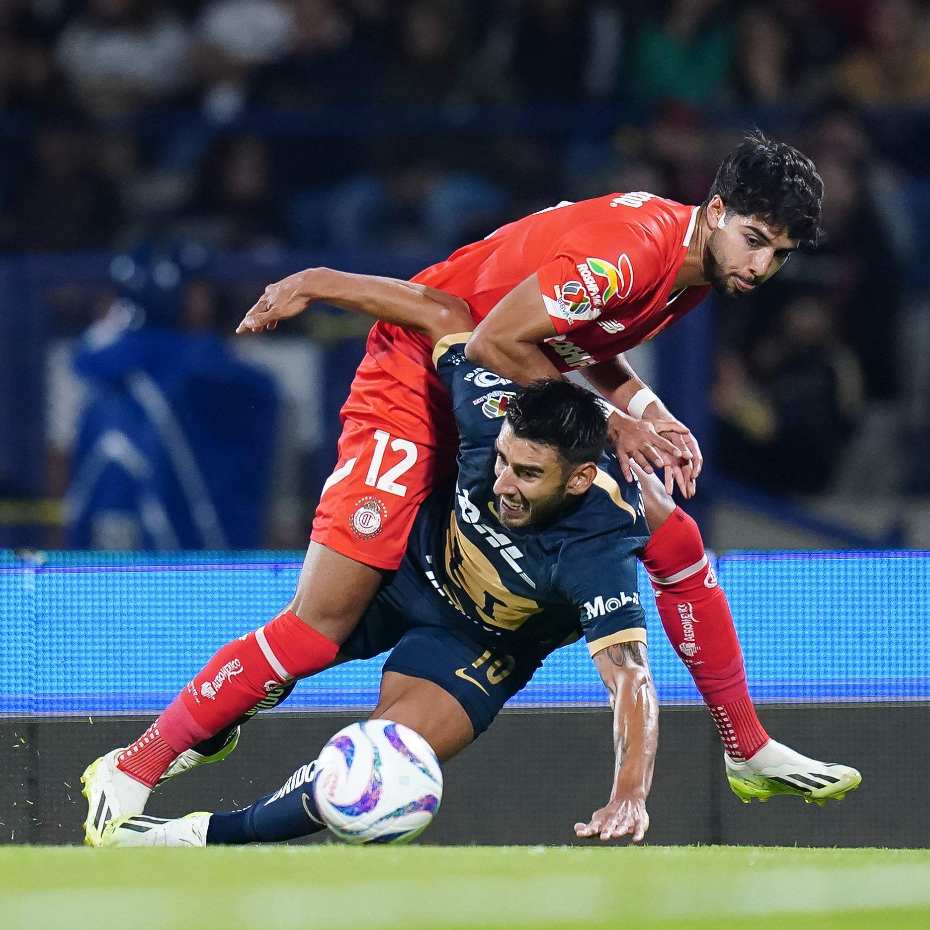 $!Pumas se conforma con el empate en casa ante Toluca