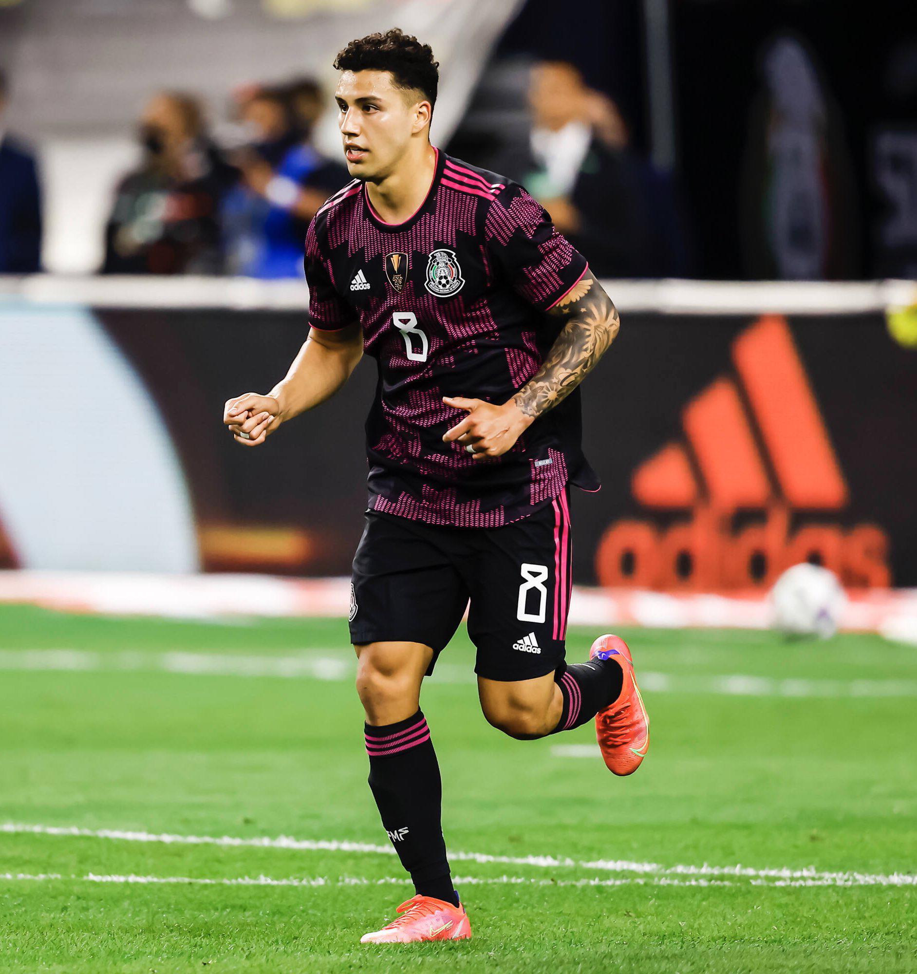 $!Ajax y Jorge Sánchez llegan a un acuerdo, asegura prensa de Holanda