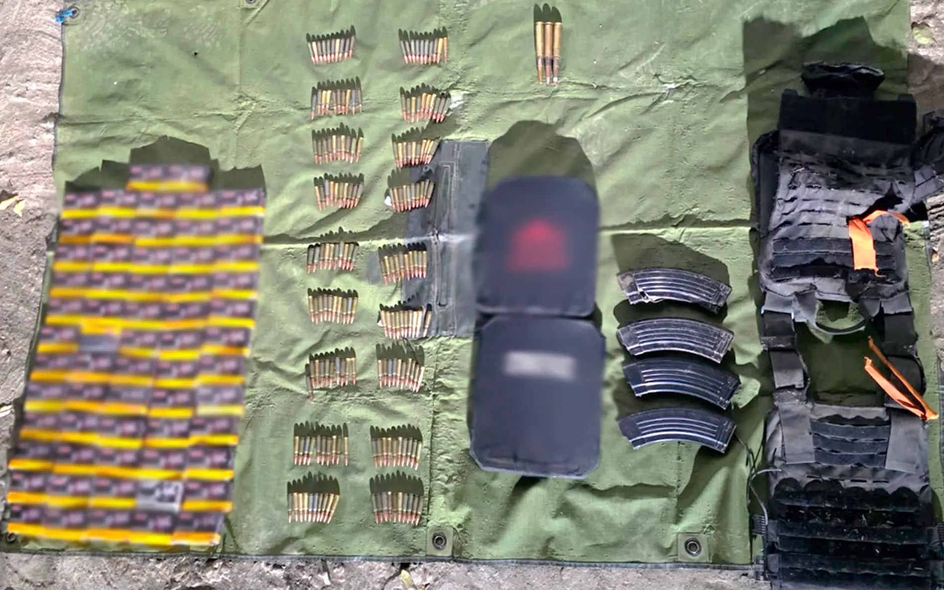 $!Decomisan arsenal, explosivos y metanfetamina en Concordia durante operativos militares