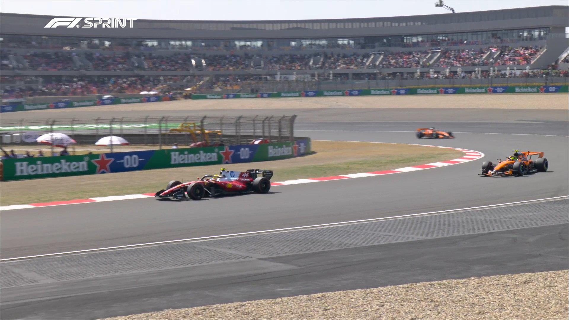 $!George Russell gana la Sprint del GP de China; Checo Pérez termina 19º