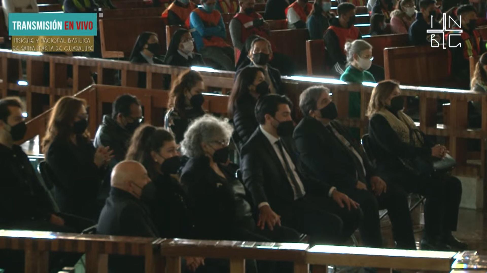 $!Familiares y amigos de Diego Verdaguer, durante la celebración.