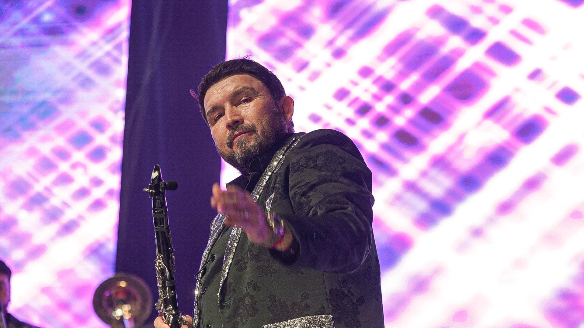 $!Poncho Lizárraga es el director musical actual y ha sido miembro de la banda desde 1992.