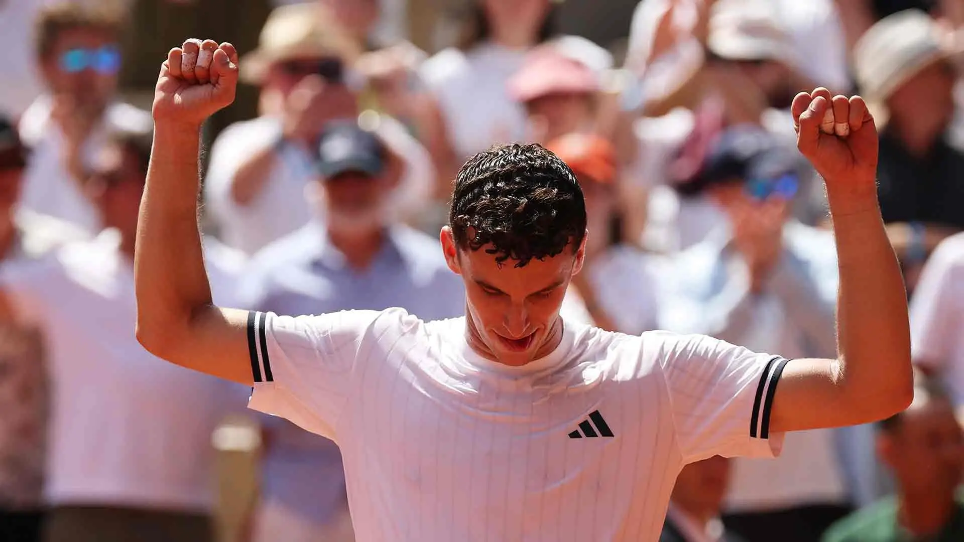 $!Jannik Sinner es eliminado por Juanma Cerúndolo en Roland Garros